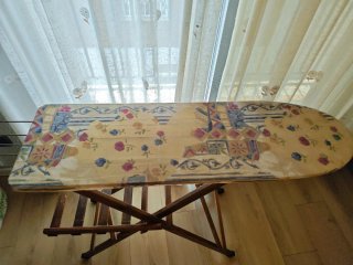Tabla de planchar de madera plegable