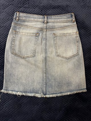 Saia Zara Ganga Denim Bordada Rosas