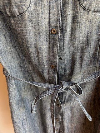 Vestido de verano azul y gris