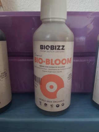 Biobizz - Fertilizzanti ecologici per crescita, fioritura e stimolazione