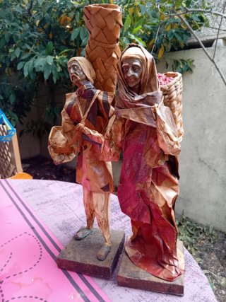 Figuras de papel artesanales