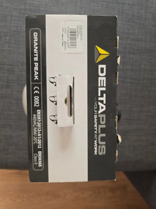 Casco Delta Plus Granite Peak Bianco