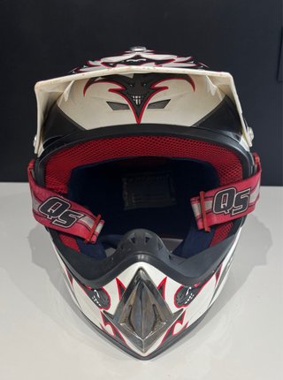 Casco de enduro Hebo