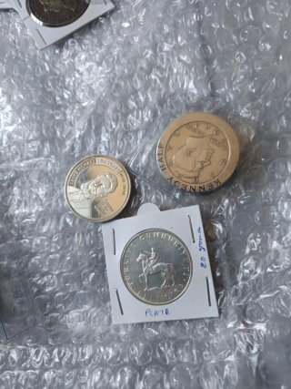 Un kilo de  Monedas Plata de calidad