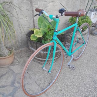 Bicicleta Fixie color turquesa