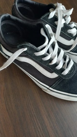 Zapatillas Vans Old Skool Negras y Blancas