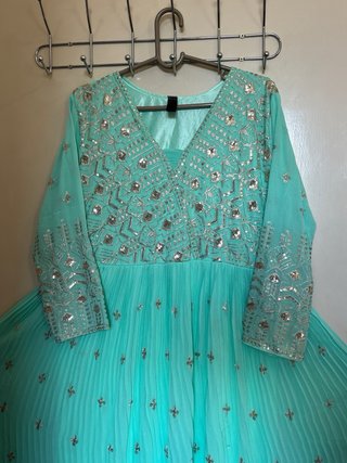 Gown indiano elegante verde menta ricamato XL