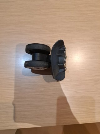 Rueda de repuesto para maleta