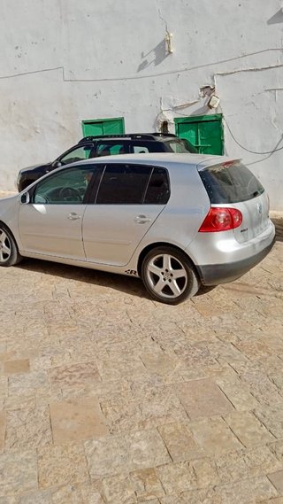 Volkswagen Golf 2004