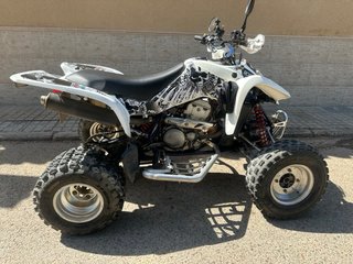 Suzuki LTZ 400