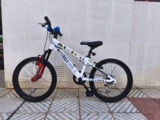 Bicicleta 20 pulgadas personalizada con 6V Shimano