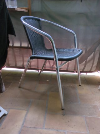 Silla exterior metal y plástico