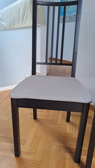 Mesa comedor extensible + 4 sillas Wengue