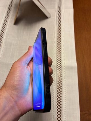 iPhone 13 Apple