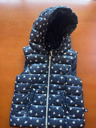 Chaleco acolchado niña Benetton corazones Benetton