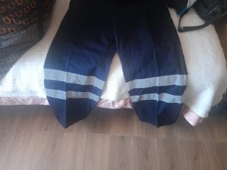Pantalones de trabajo azul con detalles plateados