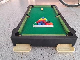 Mini mesa de billar americano de juguete