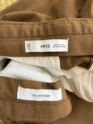 Pantalón vestir Mango talla 46 marrón pinzas