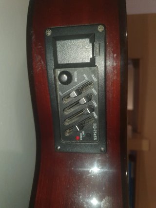 Guitarra Flamenca Amplificada