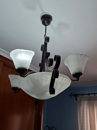 Lámpara de forja con cristal