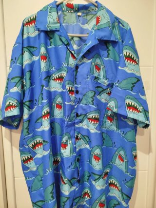 Camisa estampada Hawaiana Tiburones Azul Talla L