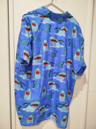 Camisa estampada Hawaiana Tiburones Azul Talla L
