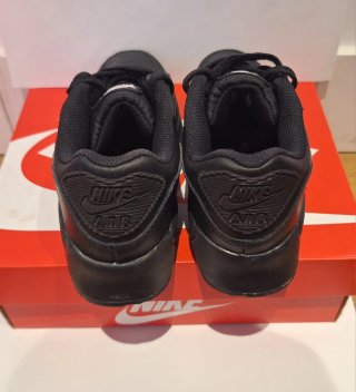 Nike Air Max 90 Negro -Talla: 33'5