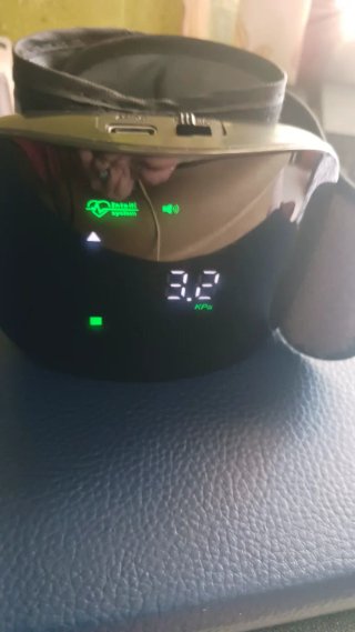 Tensiometro de muñeca con caja y funda