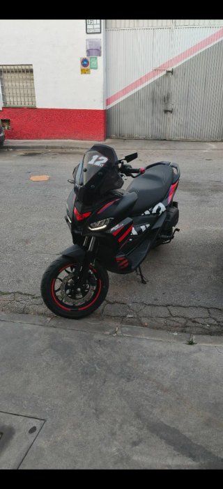 Aprilia SR GT 125 Scooter REPLICA