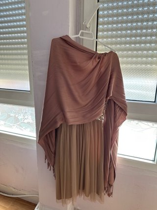 Precioso vestido lentejuelas boda. Color visón