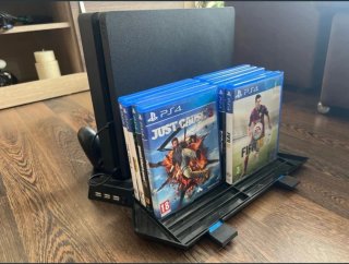 PS4 Slim 1TB + 9 Juegos + 2 Mandos