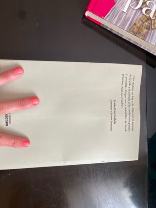 Lote de 2 libros sobre mujeres