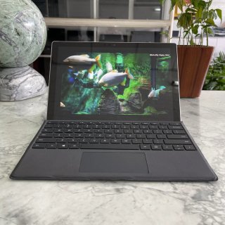 Microsoft Surface Pro 5 i7 8GB 256GB SSD