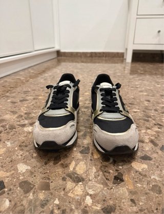Zapatillas Emporio Armani Negras y Grises