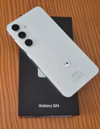 Samsung Galaxy S24 Caja y Teléfono, como nuevo