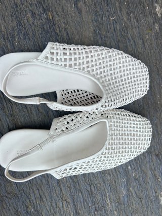 Sandalias Zara Home blancas tejidas
