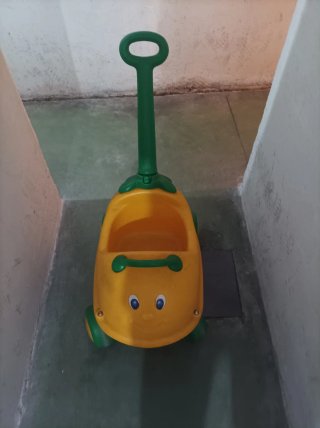 Correpasillos Chicco Amarillo