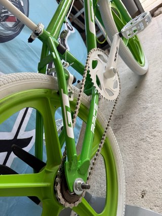GT BMX con SKYWAY TUFF WHEELS