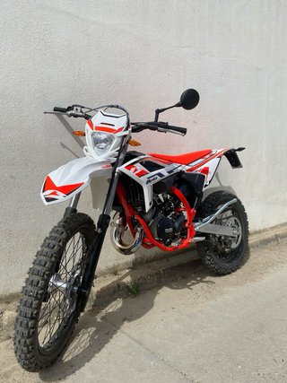 Beta RR 2T 50 Sport 2023 Enduro Roja/Blanca