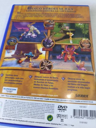 Spyro: A Hero's Tail PS2