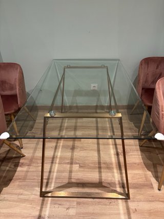 Mesa Comedor Cristal y 4 Sillas Terciopelo Rosa