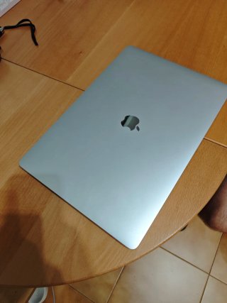 MacBook Pro 16 I9 32GB 1TB
