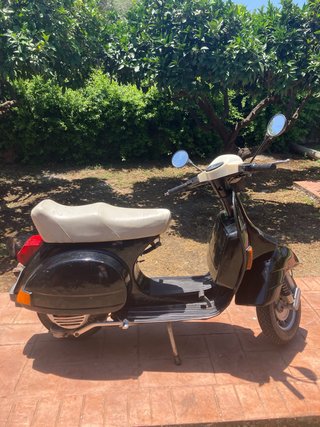 Vespa 200 Iris