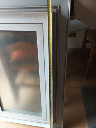 Ventana abatible aluminio para baño