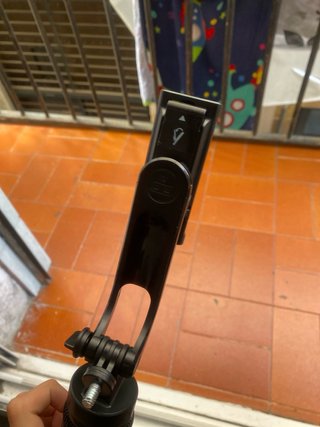 Palo selfie trípode negro