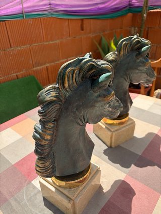 Pareja Cabezas de Caballo Bronce
