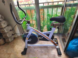 Bicicleta Spinning JetBike Blanca. Negociable