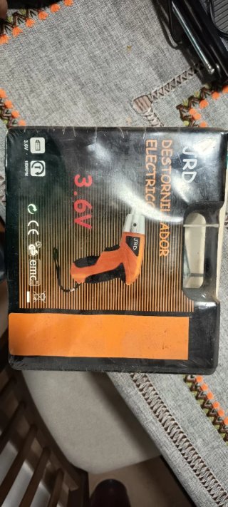 Destornillador Eléctrico JRD 3.6V Precintado.