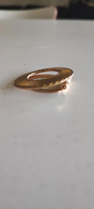 Spilla vintage cerchio dorato