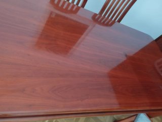 Mesa de comedor y 6 sillas